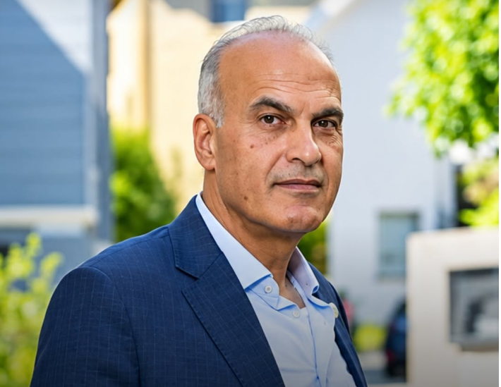 المحامي الفلسطيني خالد قزمار يفوز بجائزة منظمة العفو الدولية لحقوق الإنسان في ألمانيا لعام 2026